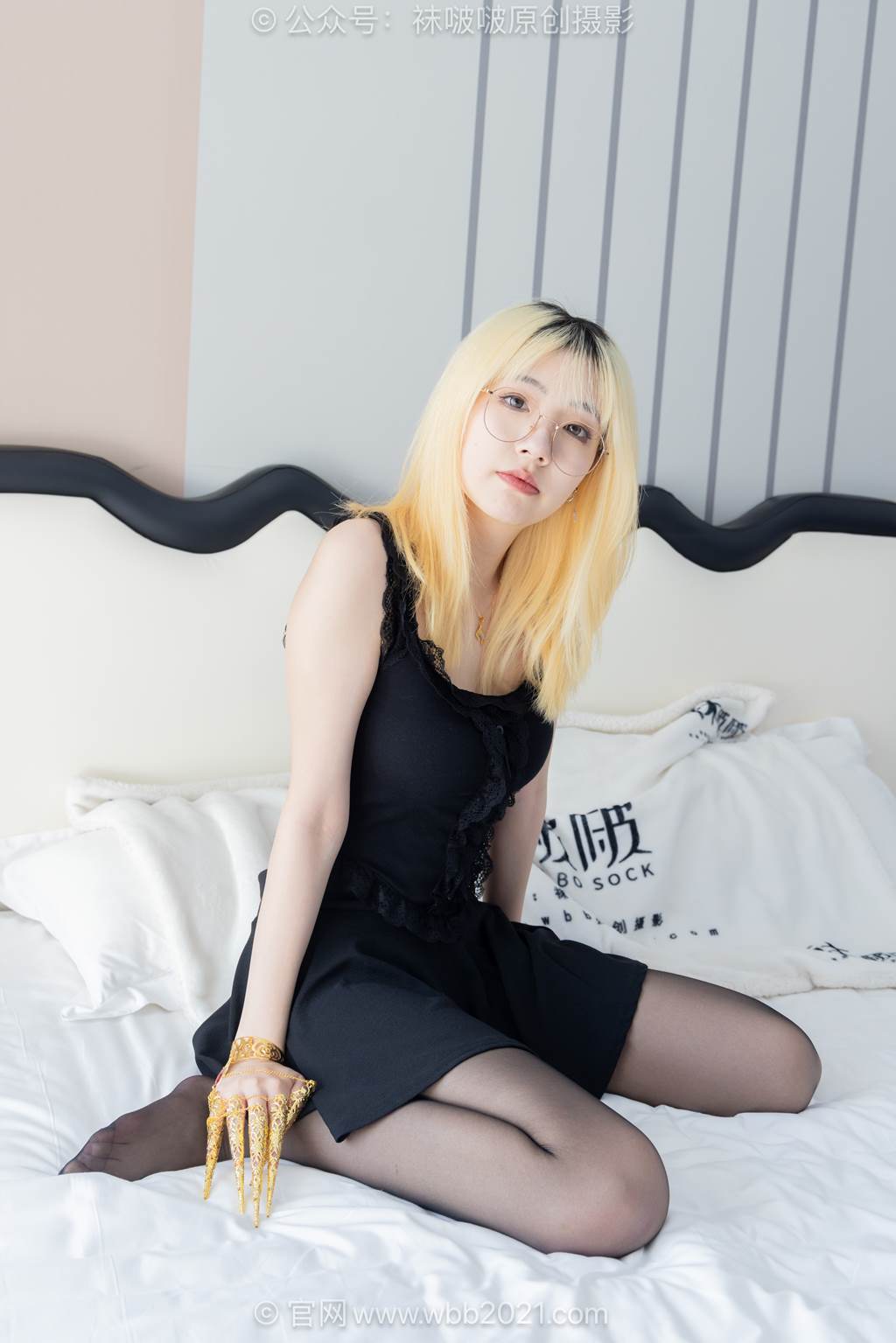 [BoBoSocks袜啵啵]NO.596 小甜豆-高跟鞋、高跟凉鞋、薄黑丝、裸足[200P/1V/8.78GB]插图