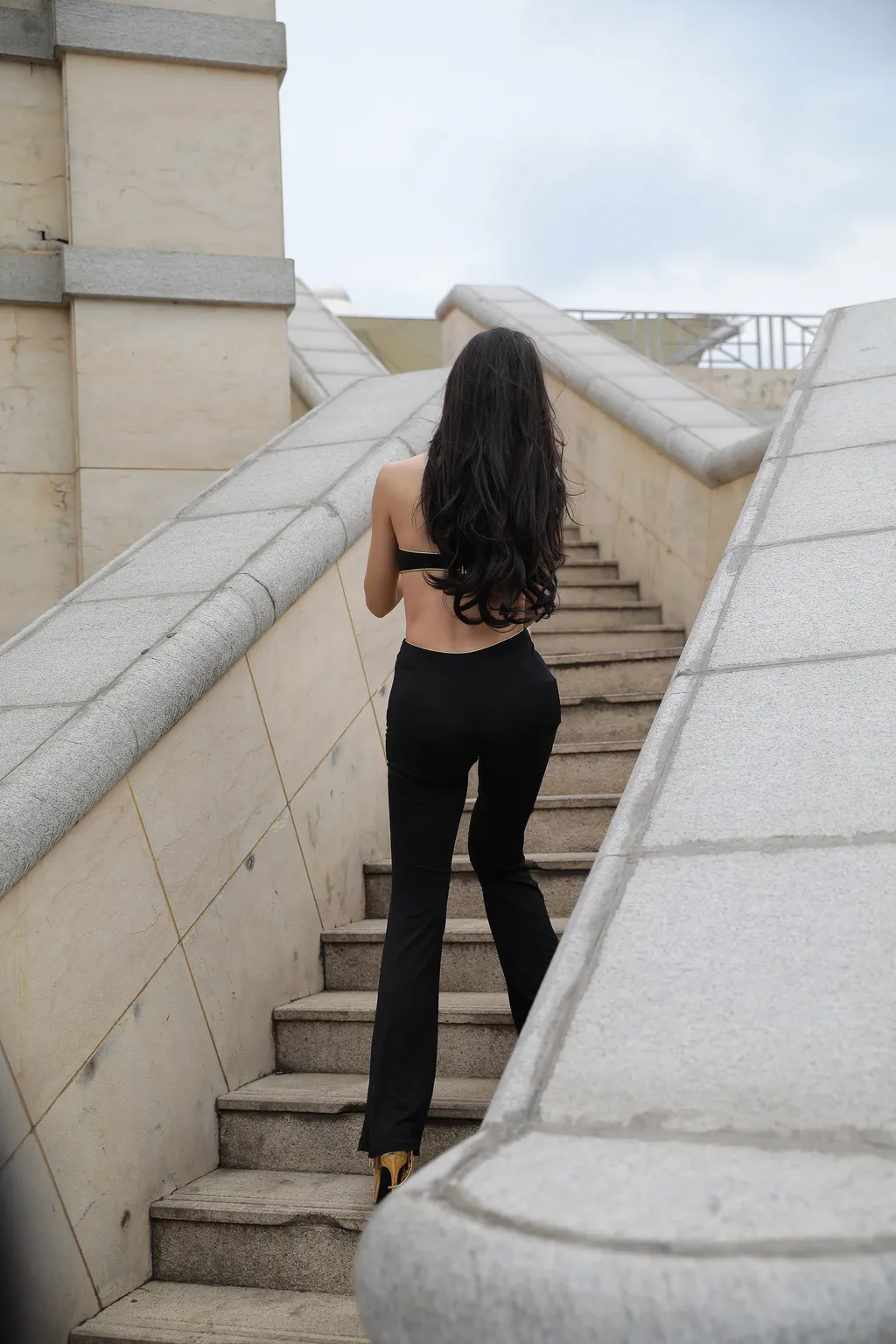 精选街拍作品 NO.6172 姓感黑色仅身裤[435P/762MB]插图