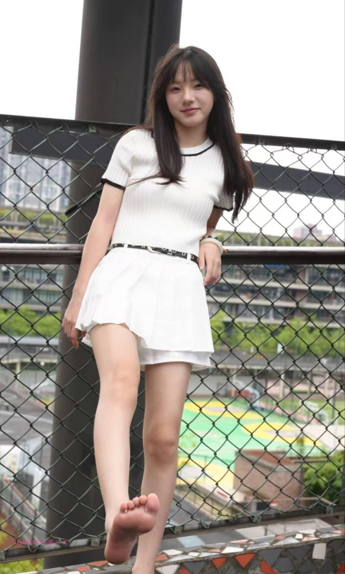 83阿慌 白袜/亮钻指甲油[128P/2V/5.23G]插图2