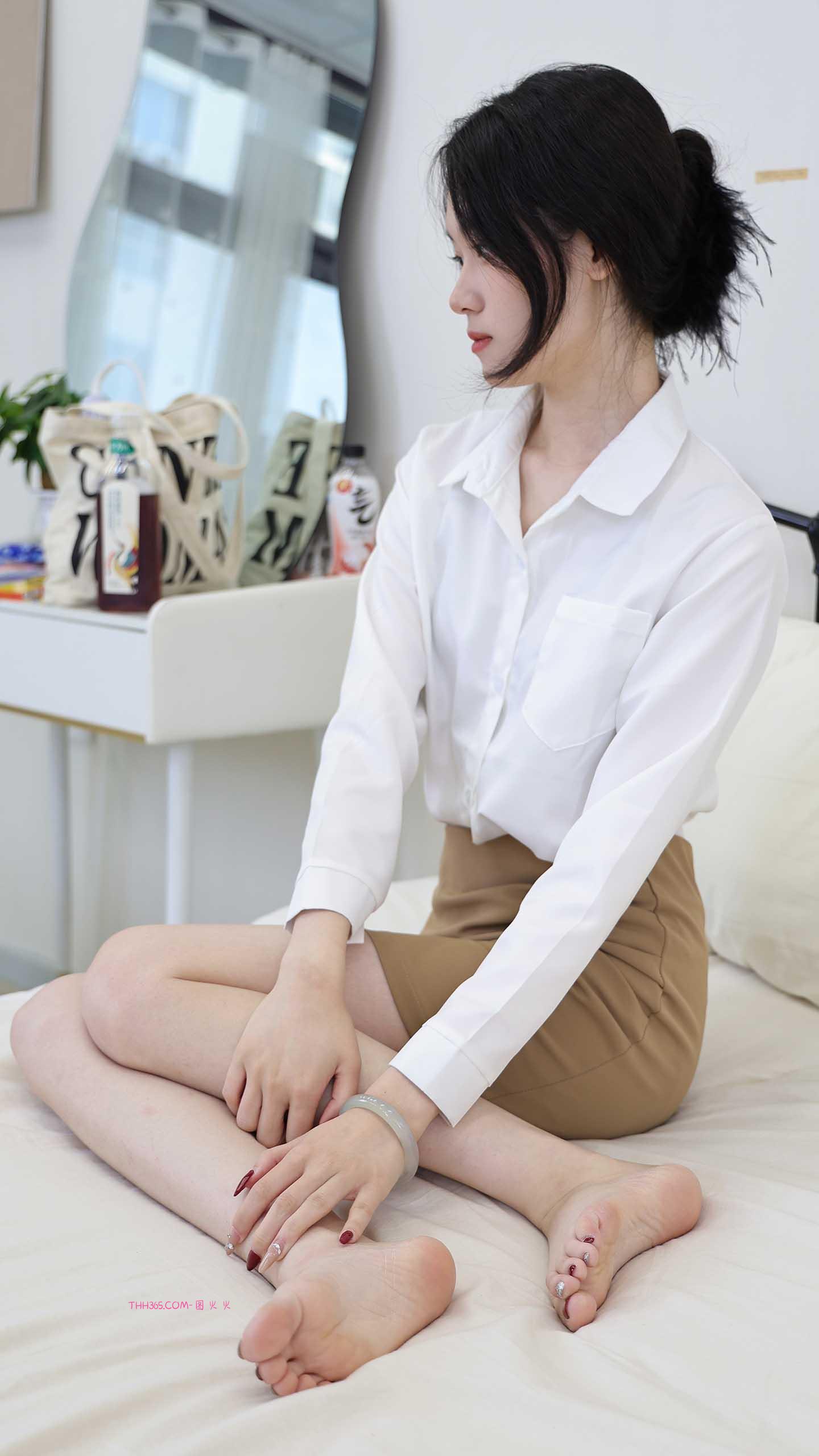 绮梦摄影 NO.459 小艺 无印珍藏版 [469P/2V/11.85G]插图3