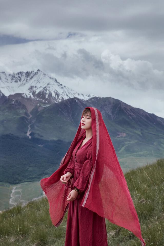 旅行照怎么拍得更美更吸睛？7个姿势技巧，新手也能拍旅行美照插图6