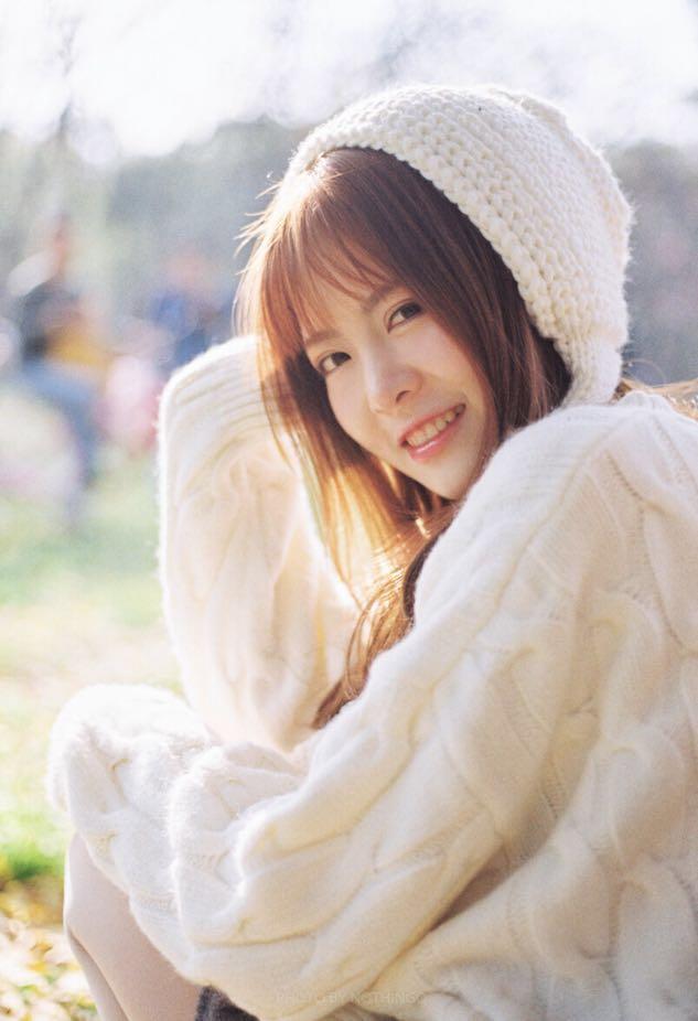 秋天拍人像的8个技巧,唯美文艺又好看,拍照景美仁也美插图5 秋天拍人像的8个技巧,唯美文艺又好看,拍照景美仁也美插图5