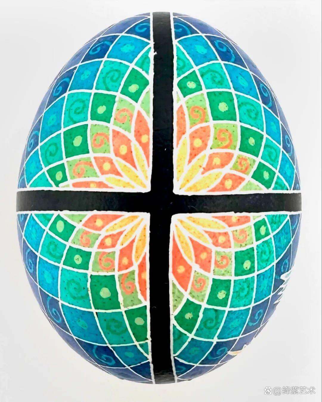 她用独特的“蛋画”技艺，将3毛钱的鸡蛋，变成3000元的艺术品插图9