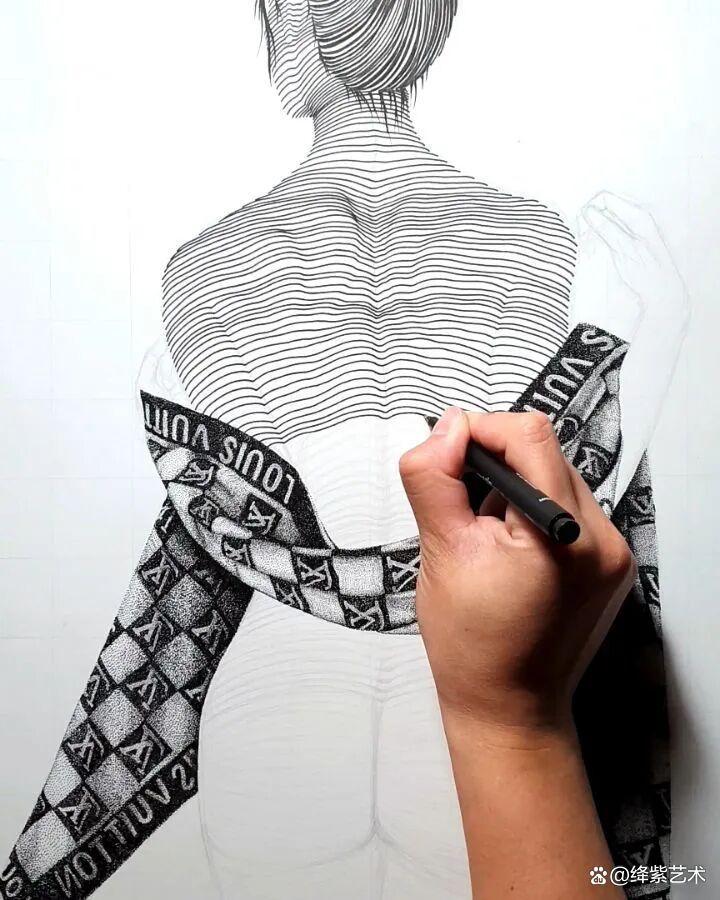 这位“条形码”画家，用粗细不一的线，勾勒姓感的女性躯体插图1