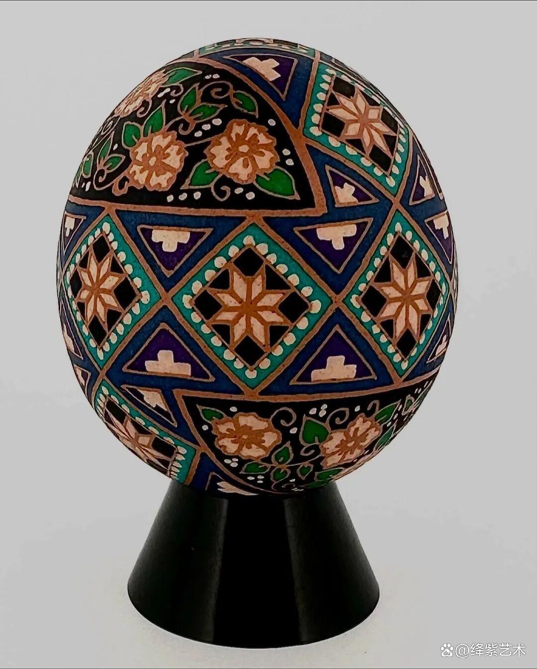 她用独特的“蛋画”技艺，将3毛钱的鸡蛋，变成3000元的艺术品插图17