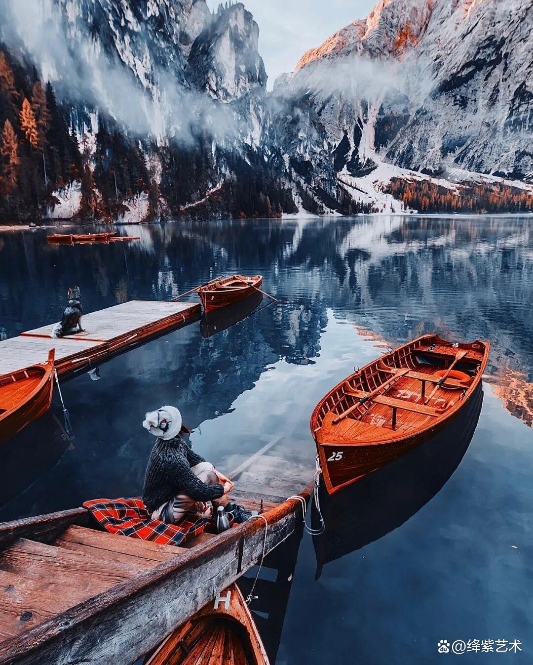 因为太华丽,她的摄影作品被质疑是AI绘画,不知该高兴还是难过插图1 因为太华丽,她的摄影作品被质疑是AI绘画,不知该高兴还是难过插图1