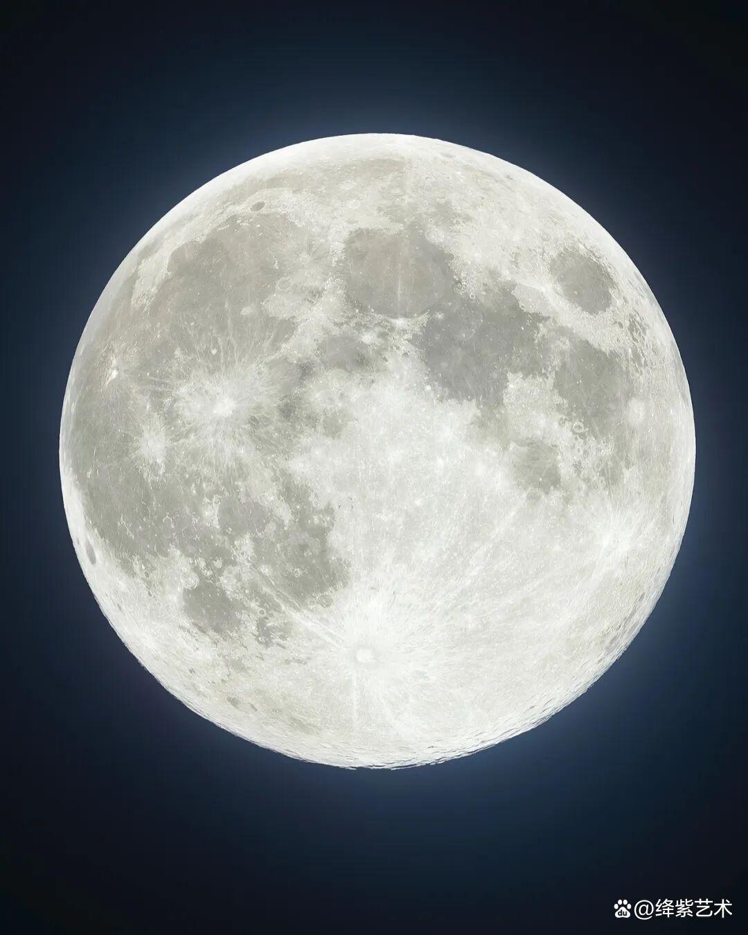 一幅月球摄影作品,竟由81000万张图像组成,像素超过1.5亿插图13 一幅月球摄影作品,竟由81000万张图像组成,像素超过1.5亿插图13