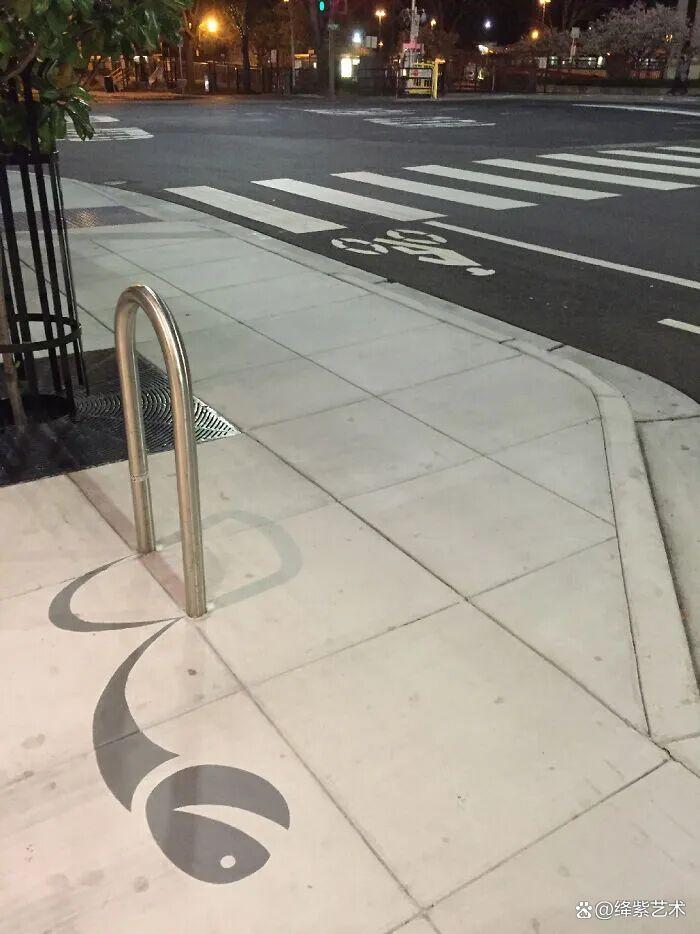 太有趣了，影子竟然变成小怪物，让人既惊讶又惊喜插图4