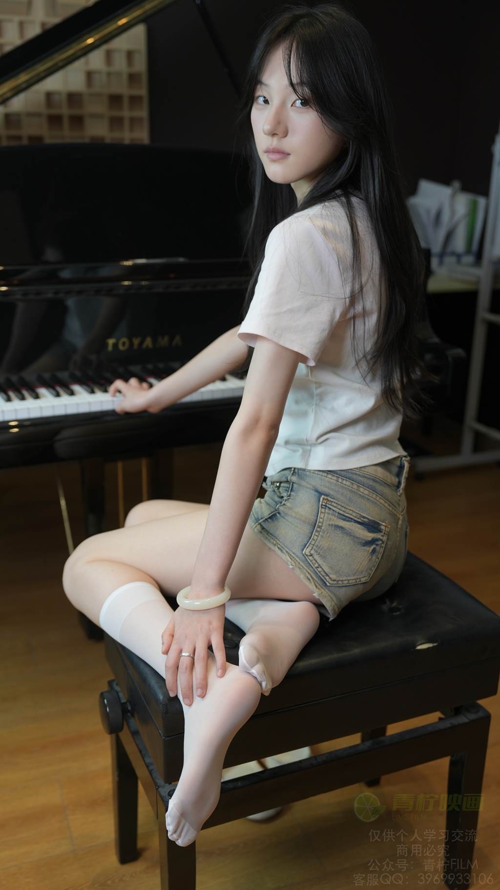 青柠映画 NO.000 – 阿慌 琴房秀玉足[265P/2V/7.20GB]插图2