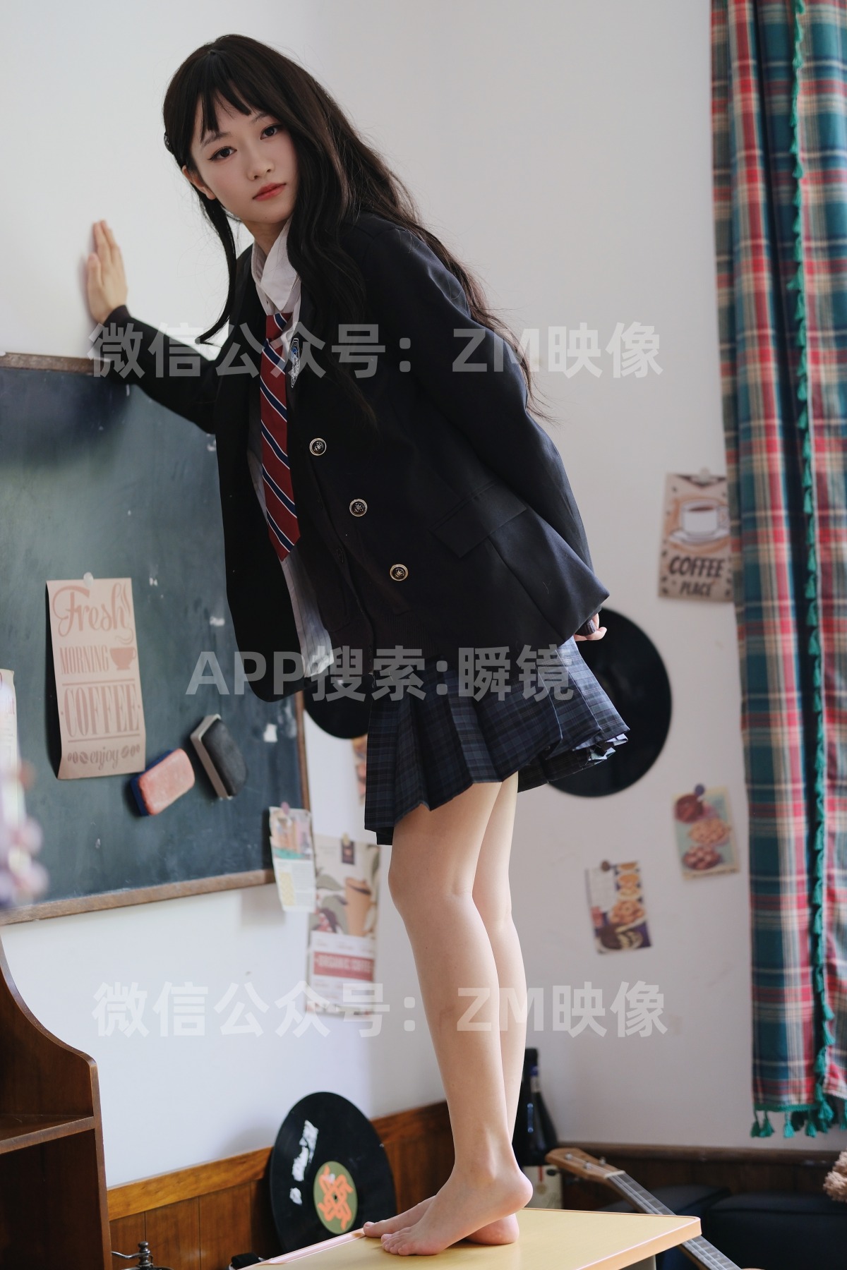 织梦映像 黑泽林雪-罗裙巧衬女儿娇 典藏版 白袜 [396P/1V/5.7G]插图6