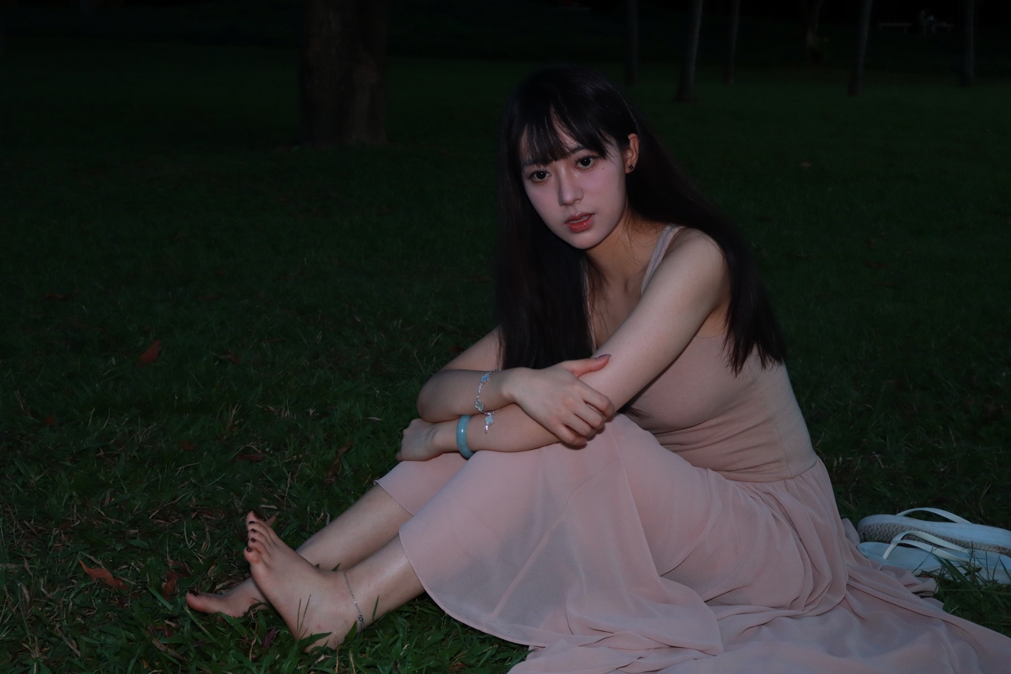 网荭级颜值小妹 某个人摄影师原创约拍 20号作品 [333P/12V/4.8G]插图12