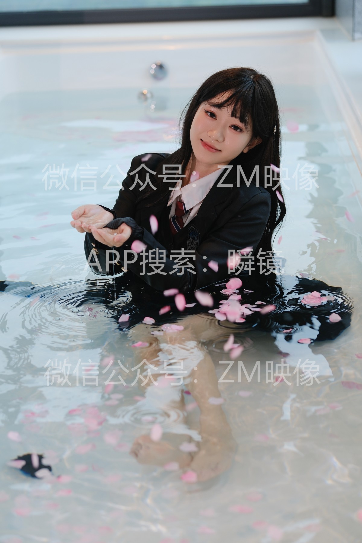 织梦映像 黑泽林雪-罗裙巧衬女儿娇 典藏版 黑袜 [408P/1V/6G]插图8