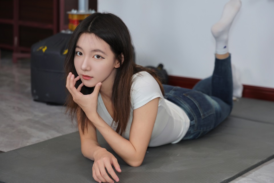 绮梦摄影 NO.445 淇淇 无印珍藏版 [469P/2V/11.3G]插图2