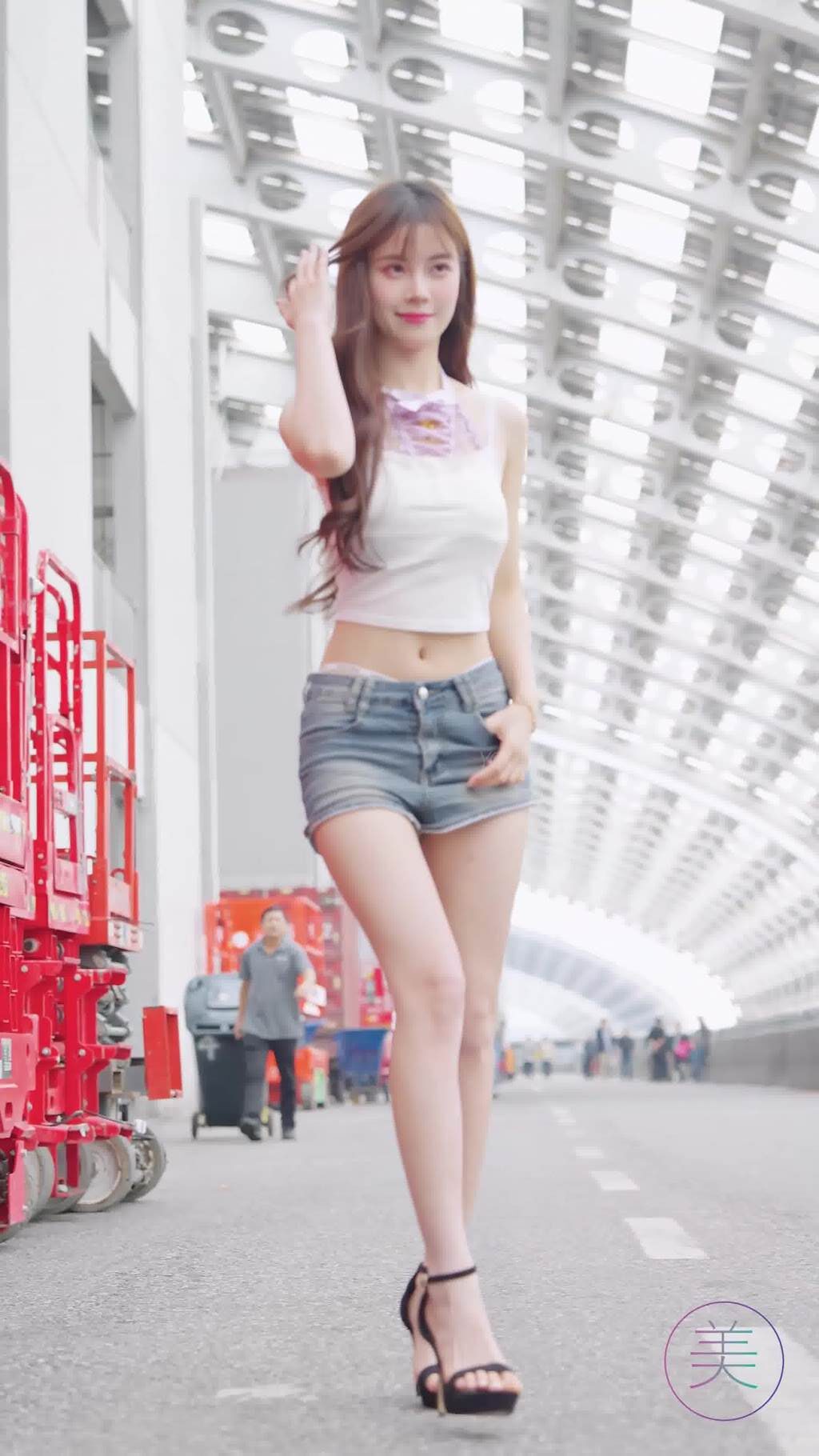 NO.1571 2024 广州车展 网荭镁钕车模 beautyleg LOOKBOOK 27[1V/228MB]插图