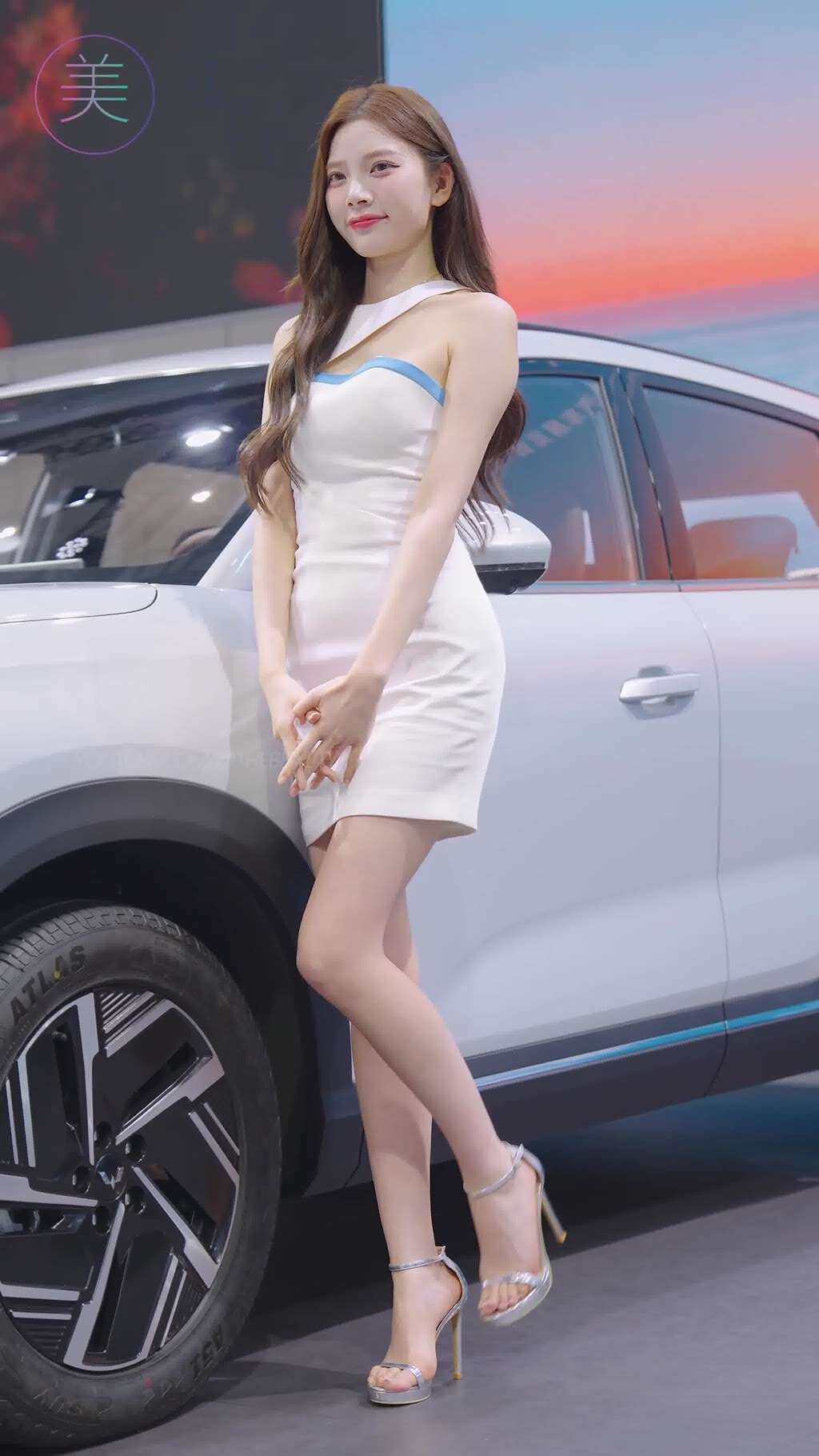 NO.1569 2024 广州车展 网荭镁钕车模 beautyleg LOOKBOOK 25[1V/178MB]插图