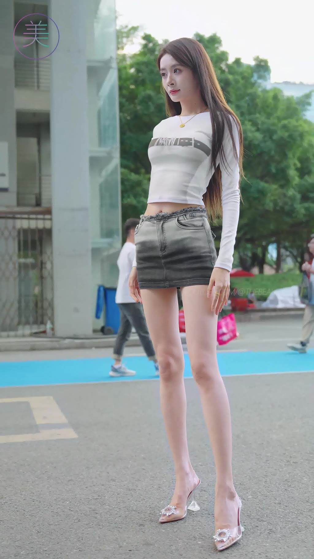 NO.1591 2024 广州车展 网荭镁钕车模 beautyleg LOOKBOOK 47[1V/395MB]插图