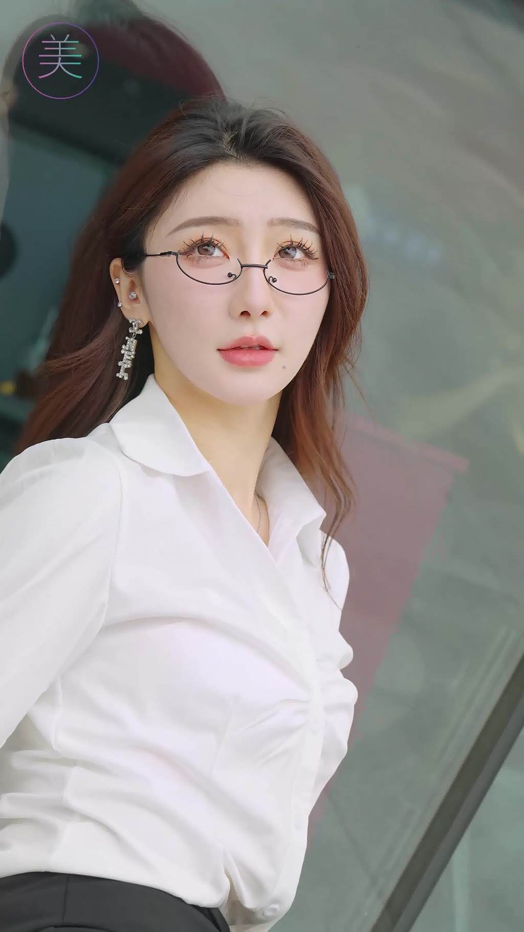 NO.1582 2024 广州车展 网荭镁钕车模 beautyleg LOOKBOOK 38[1V/252MB]插图1