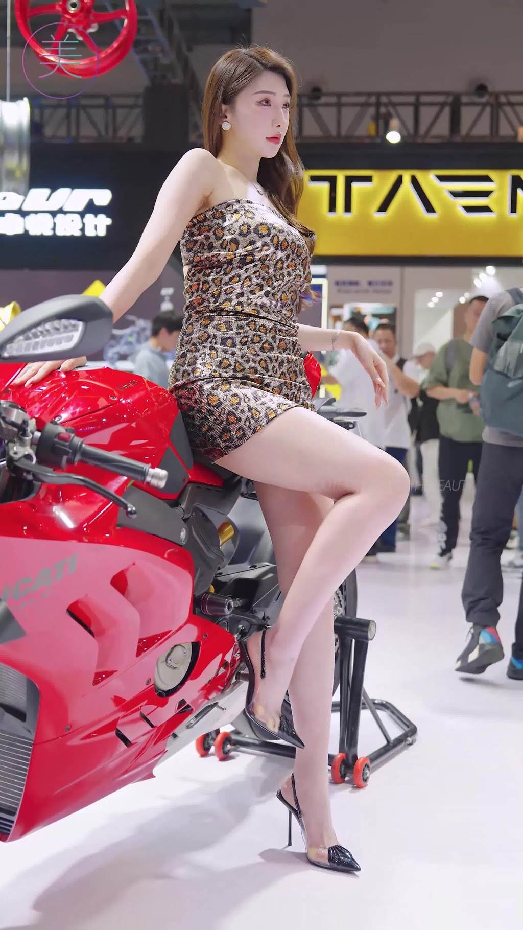 NO.1554 2024 重庆摩博会机车展 Racing Model LOOKBOOK 40[1V/312MB]插图2