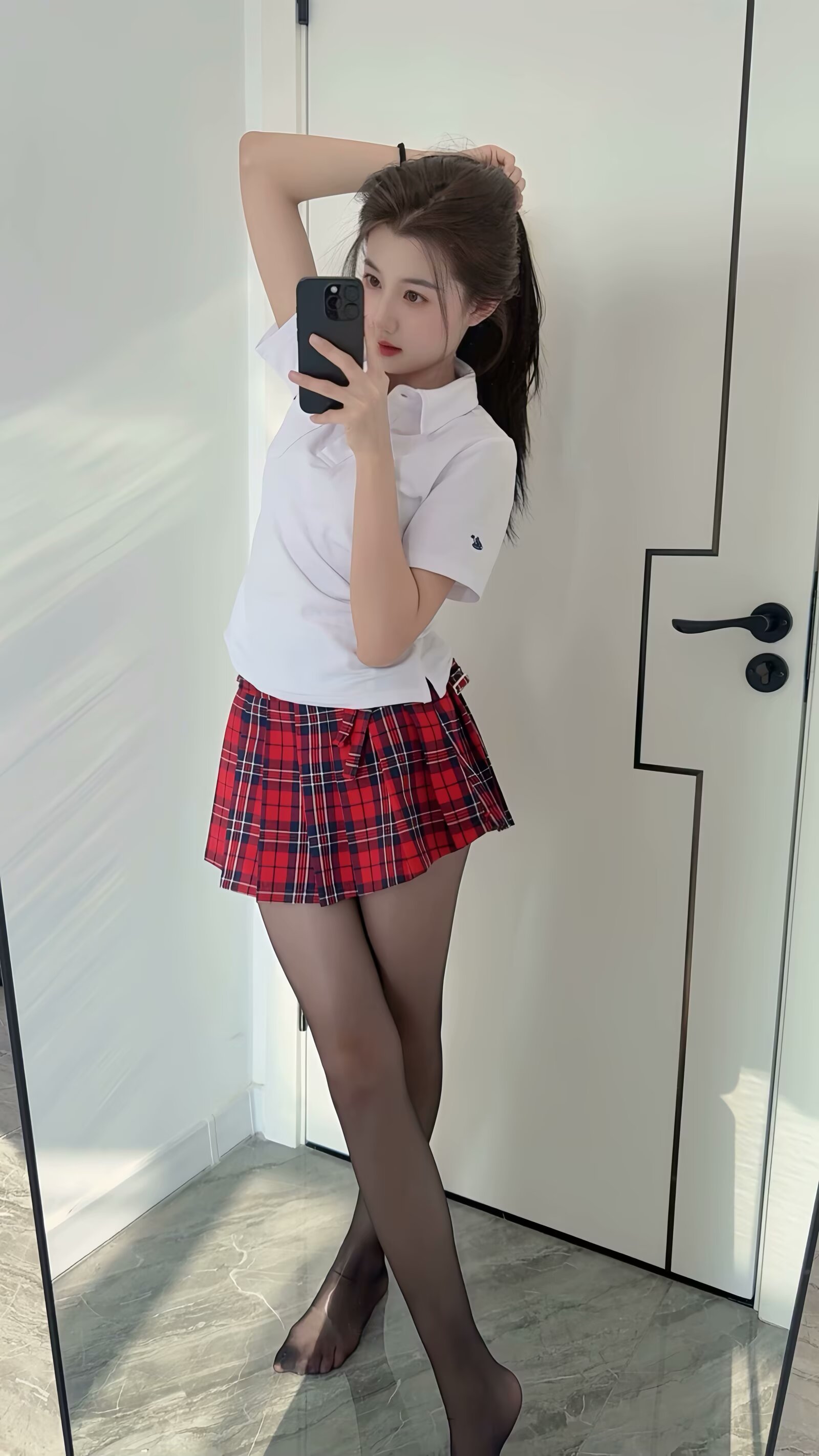 DY博主小脑瓜[25P/47V/740M]插图2