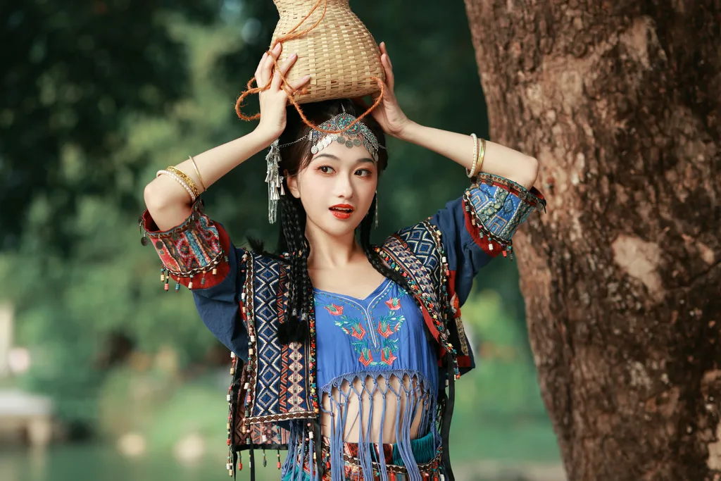 [YITUYU艺图语]2022.11.14 容颜 大歪歪哥[44+1P/364MB]插图