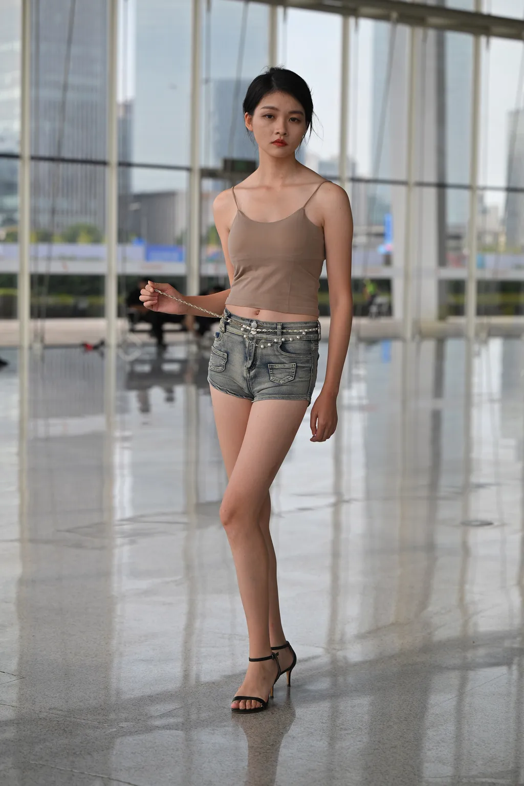 精选街拍作品 NO.6232 牛仔短裤美腿[136P/292MB]插图1