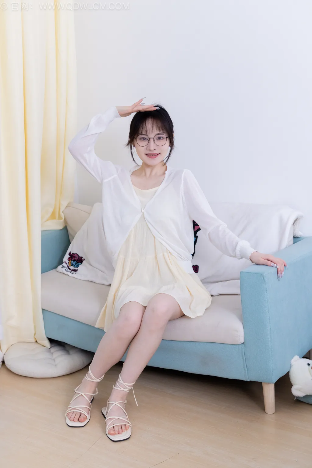 勿恋传媒 NO.2529 小酒-平底凉鞋、薄肉丝、瑜伽[156P/1V/4.65GB]插图1