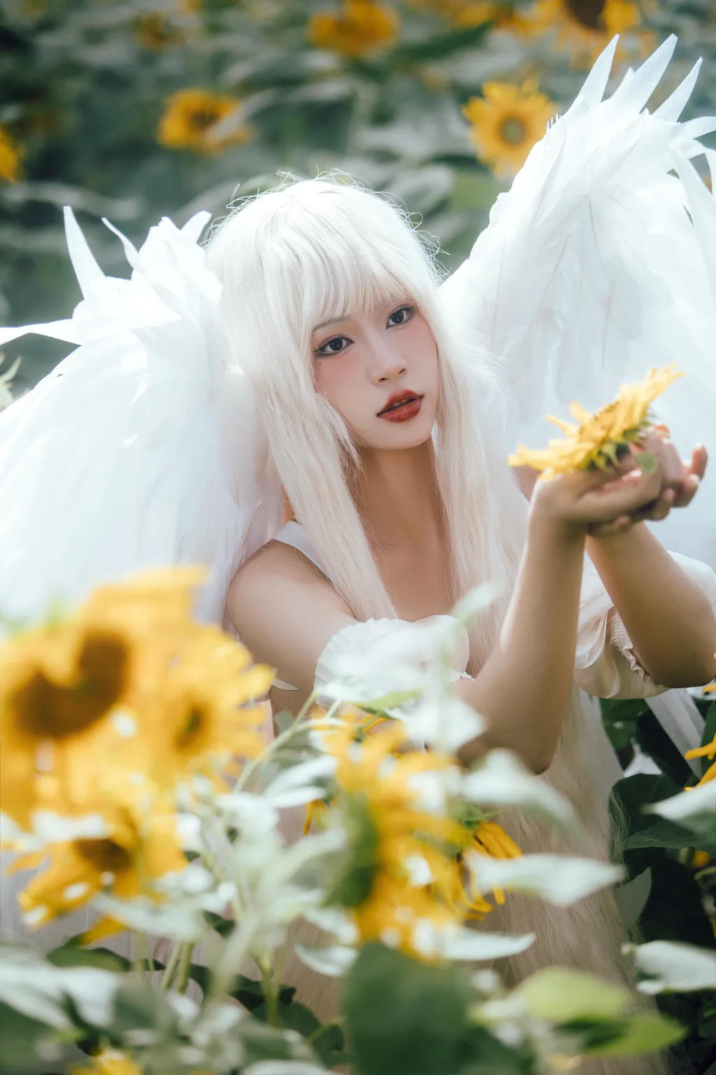 [YITUYU艺图语]2022.11.15 孤鸟 努力搬砖的双翮[20+1P/292MB]插图1