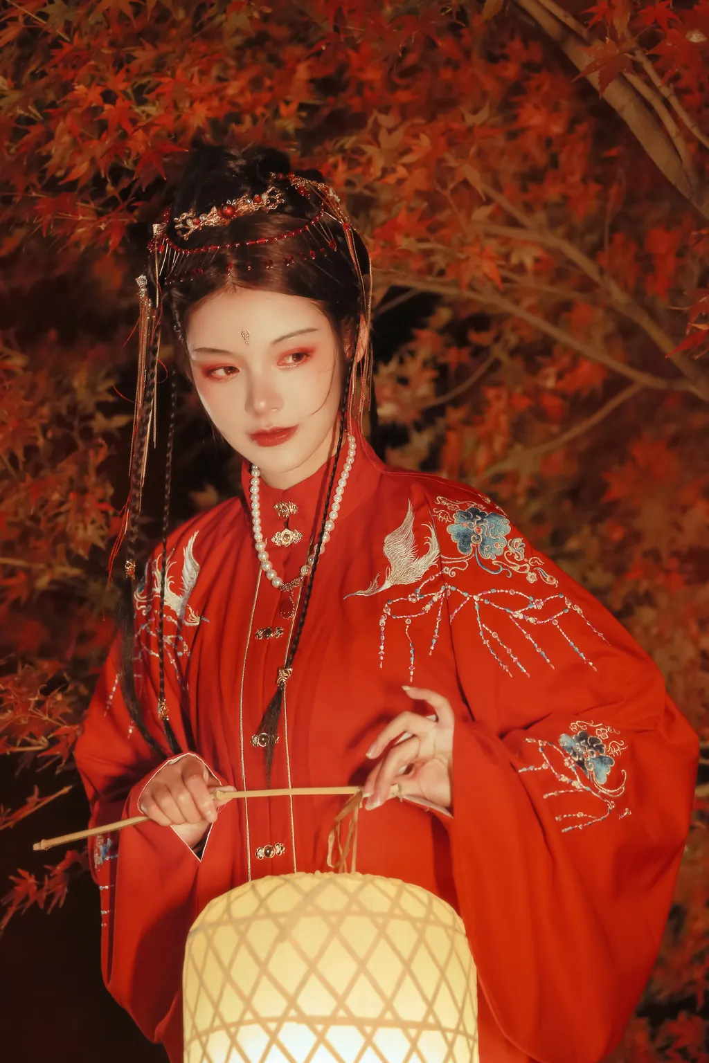 [YITUYU艺图语]2022.11.28 莫将圆相换眉颦 阿里马马掌门人[31+1P/144MB]插图