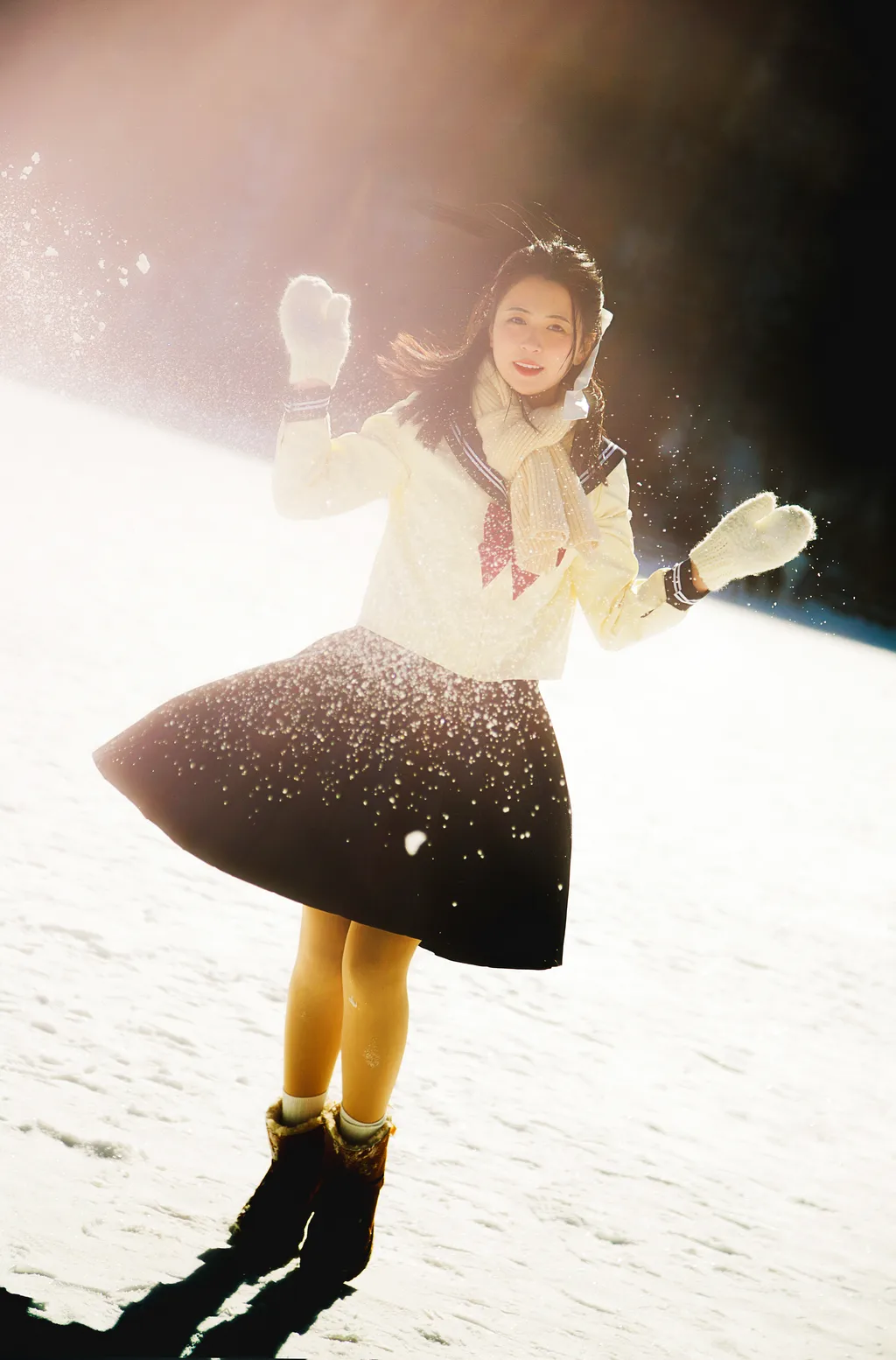 [YITUYU艺图语]2022.12.08 倾听雪的喧闹 瞳人儿[24+1P/443MB]插图