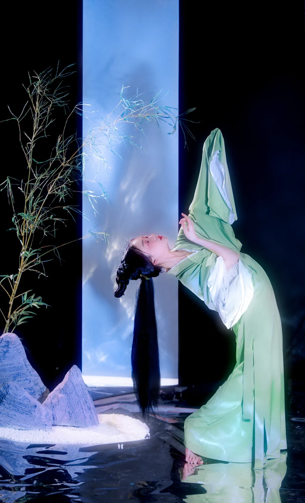 [YITUYU艺图语]2022.11.14 竹子拟人 顾小抽[19+1P/277MB]插图