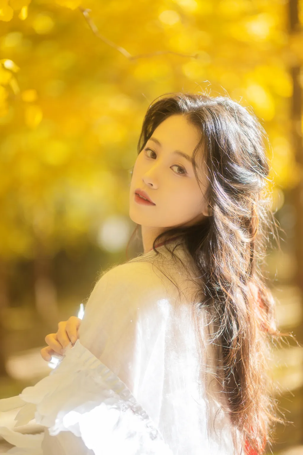 [YITUYU艺图语]2022.11.30 银杏 青霜鹅[25+1P/393MB]插图3