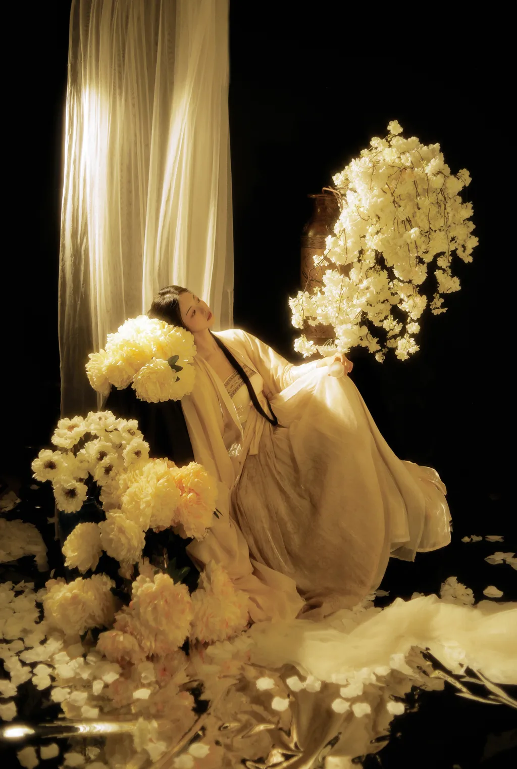 [YITUYU艺图语]2022.11.15 人生若只入初见 泱泱[19+1P/252MB]插图