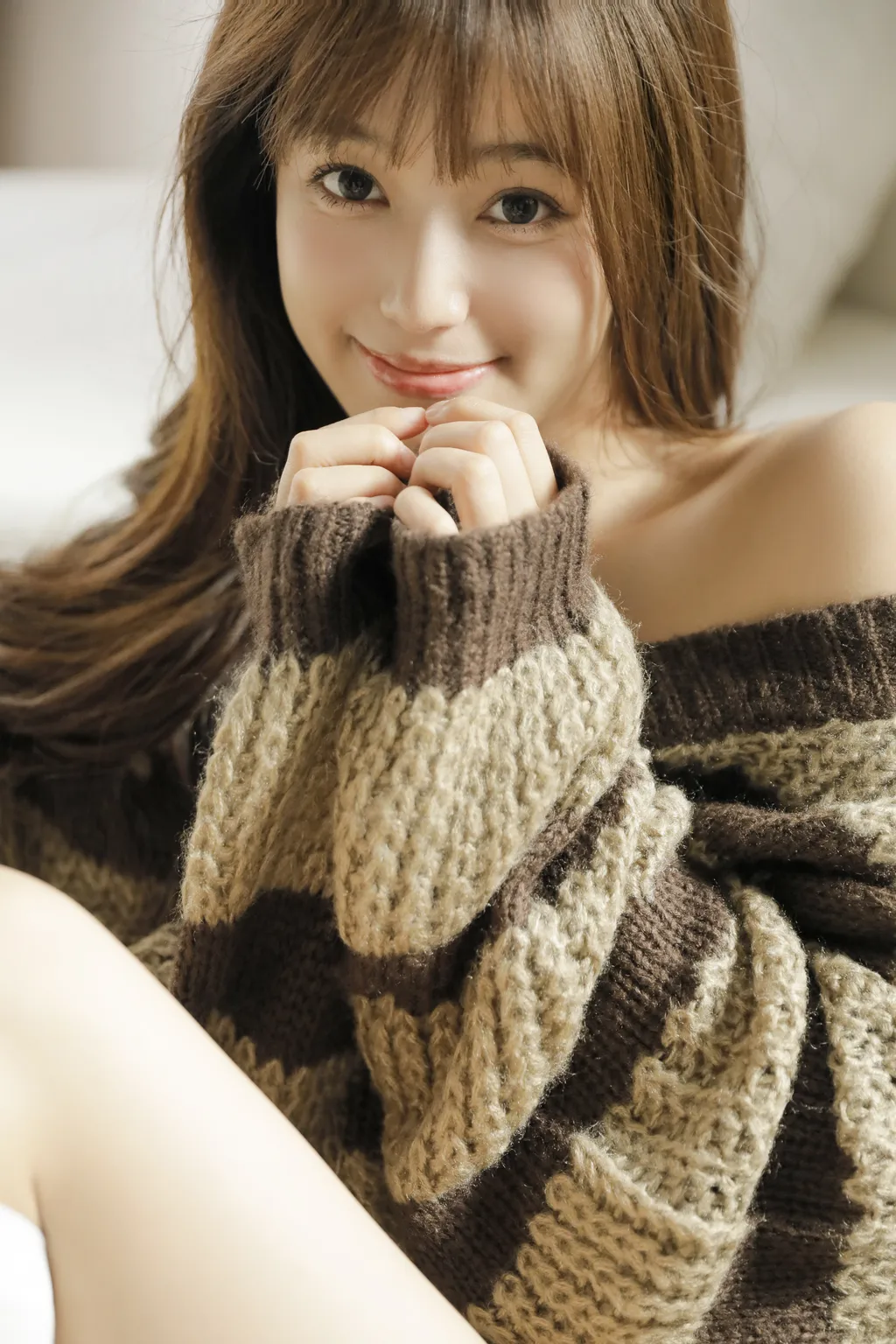 [YITUYU艺图语]2022.12.05 咖色系的秋天 郑湘湘-[21+1P/225MB]插图1