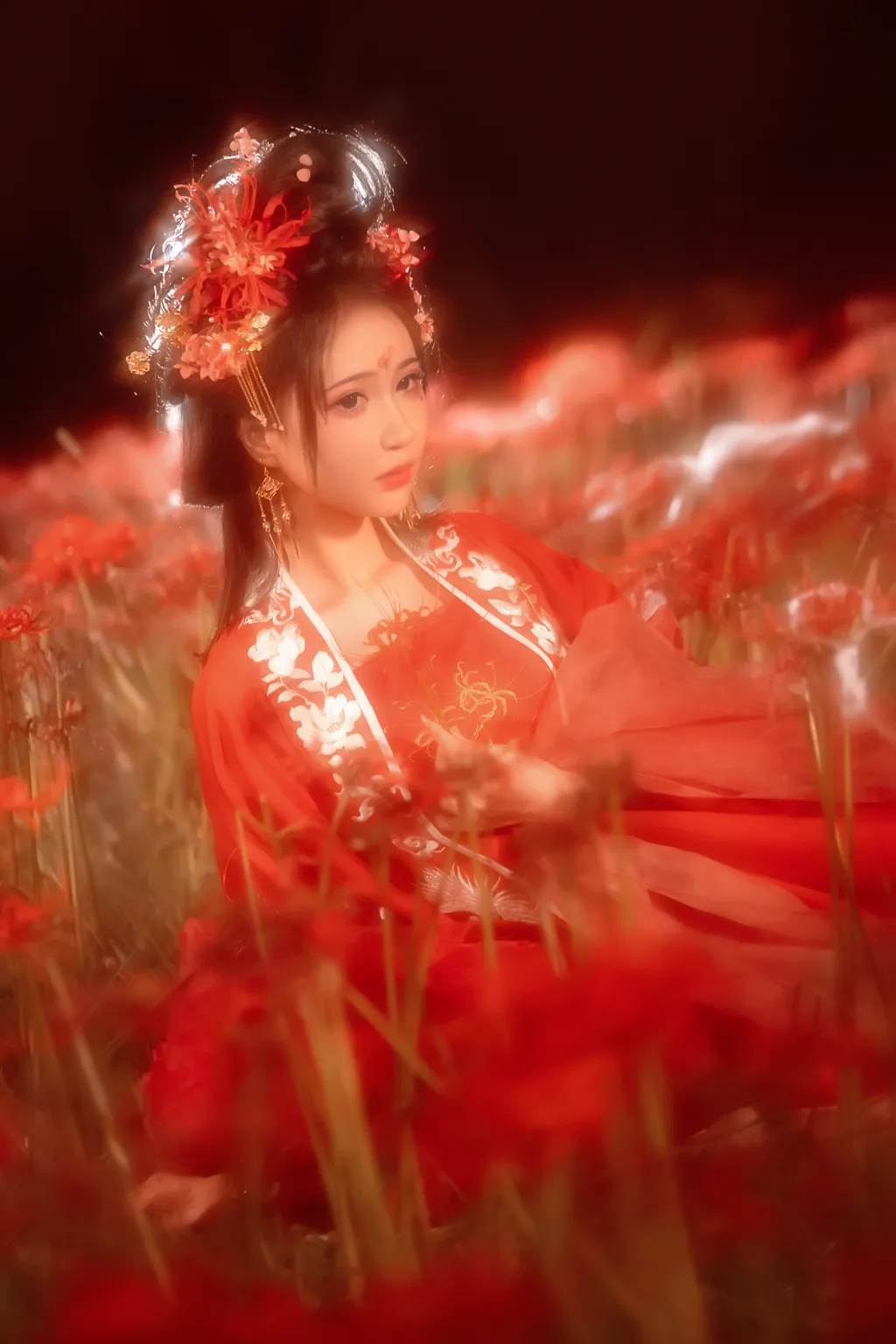 [YITUYU艺图语]2022.12.07 彼岸花 -绮罗生的小苏苏-[31+1P/337MB]插图1