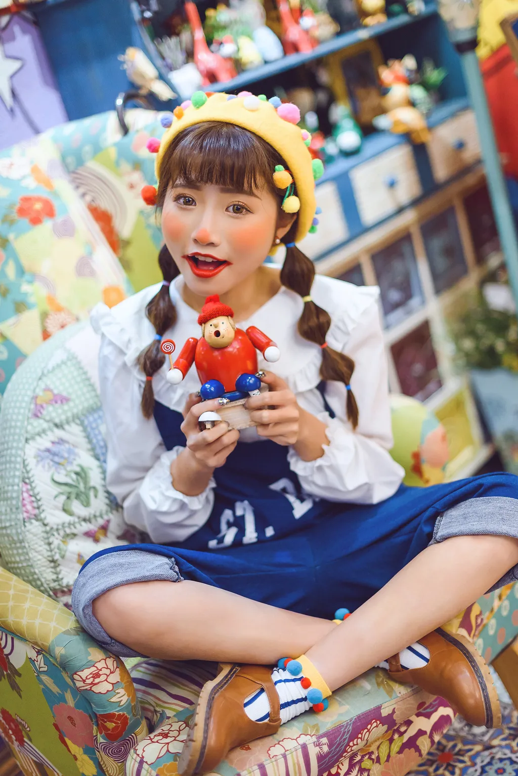 [YITUYU艺图语]2022.11.23 小丑的缤纷世界 蓝胖子-[24+1P/436MB]插图1