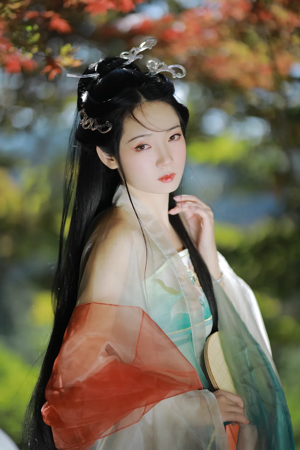 [YITUYU艺图语]2022.12.04 休言万事转头空 落花人独立[33+1P/708MB]插图