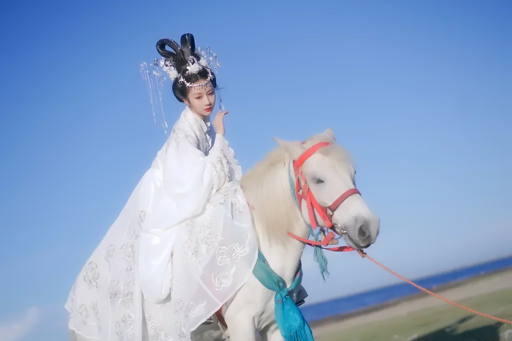 [YITUYU艺图语]2022.12.10 十八相送 -绮罗生的小苏苏-[27+1P/263MB]插图