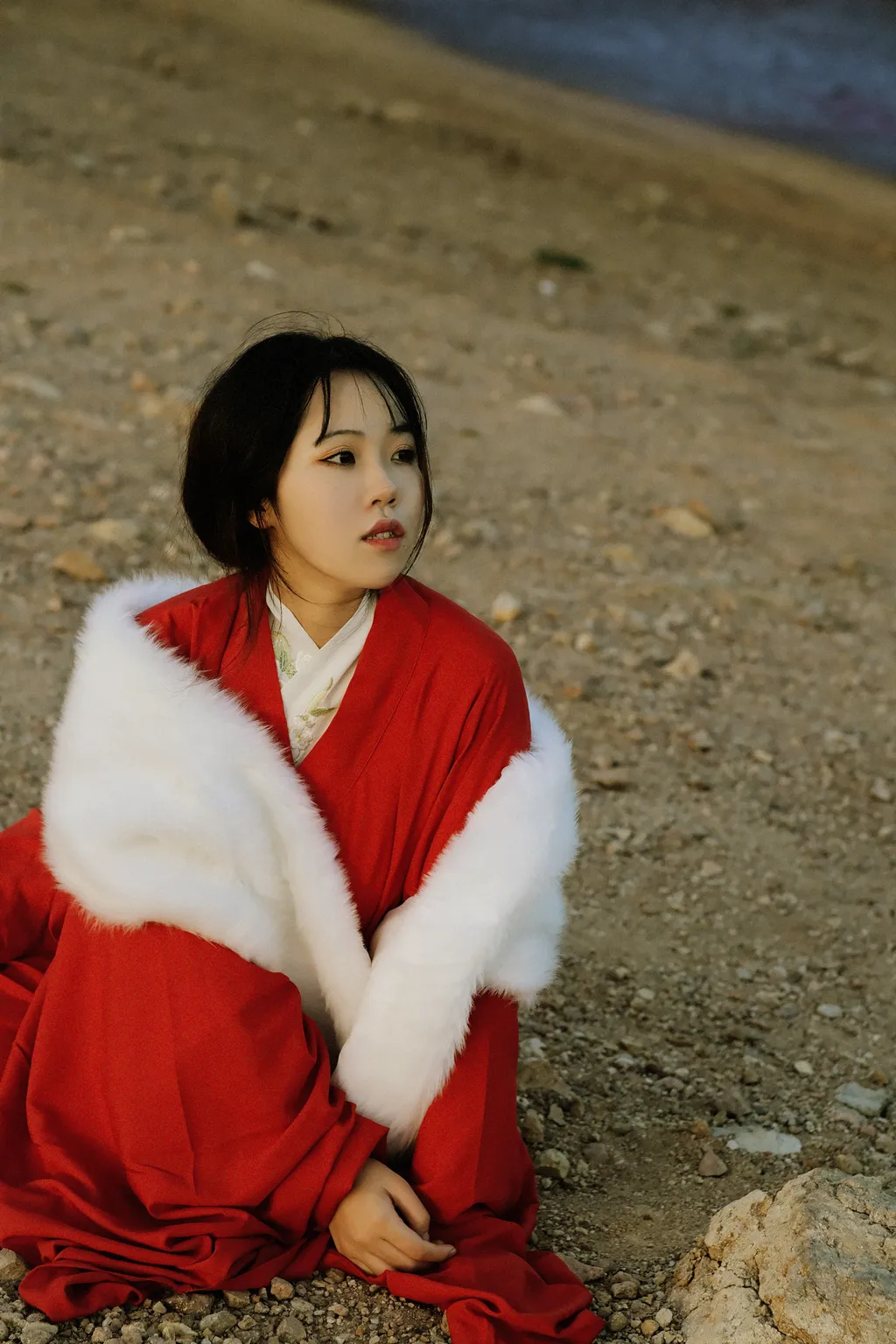 [YITUYU艺图语]2022.12.04 忘川 会下雪的小仙女[24+1P/507MB]插图1