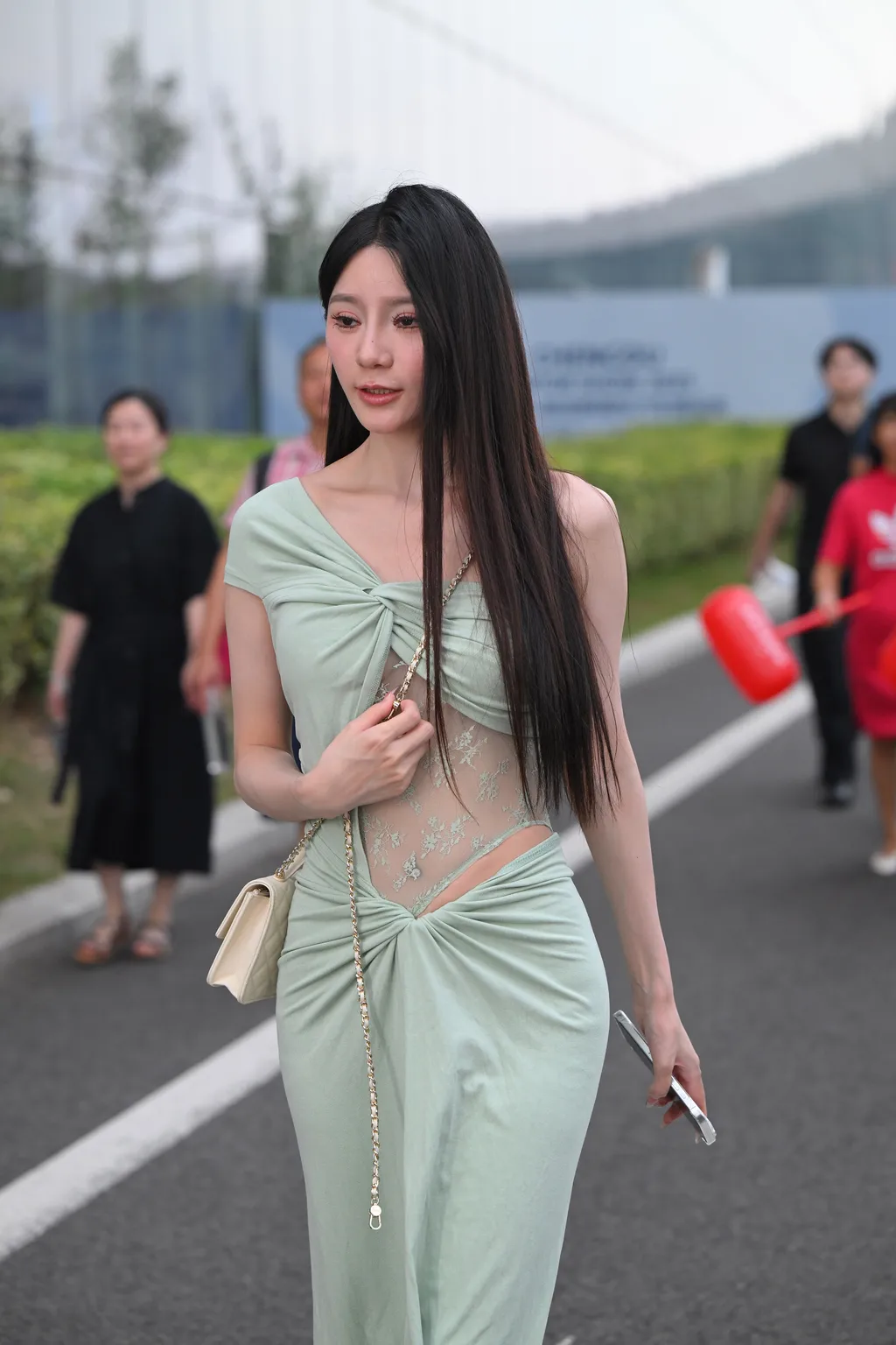 精选街拍作品 NO.6244 优雅绿色长裙[108P/333MB]插图2