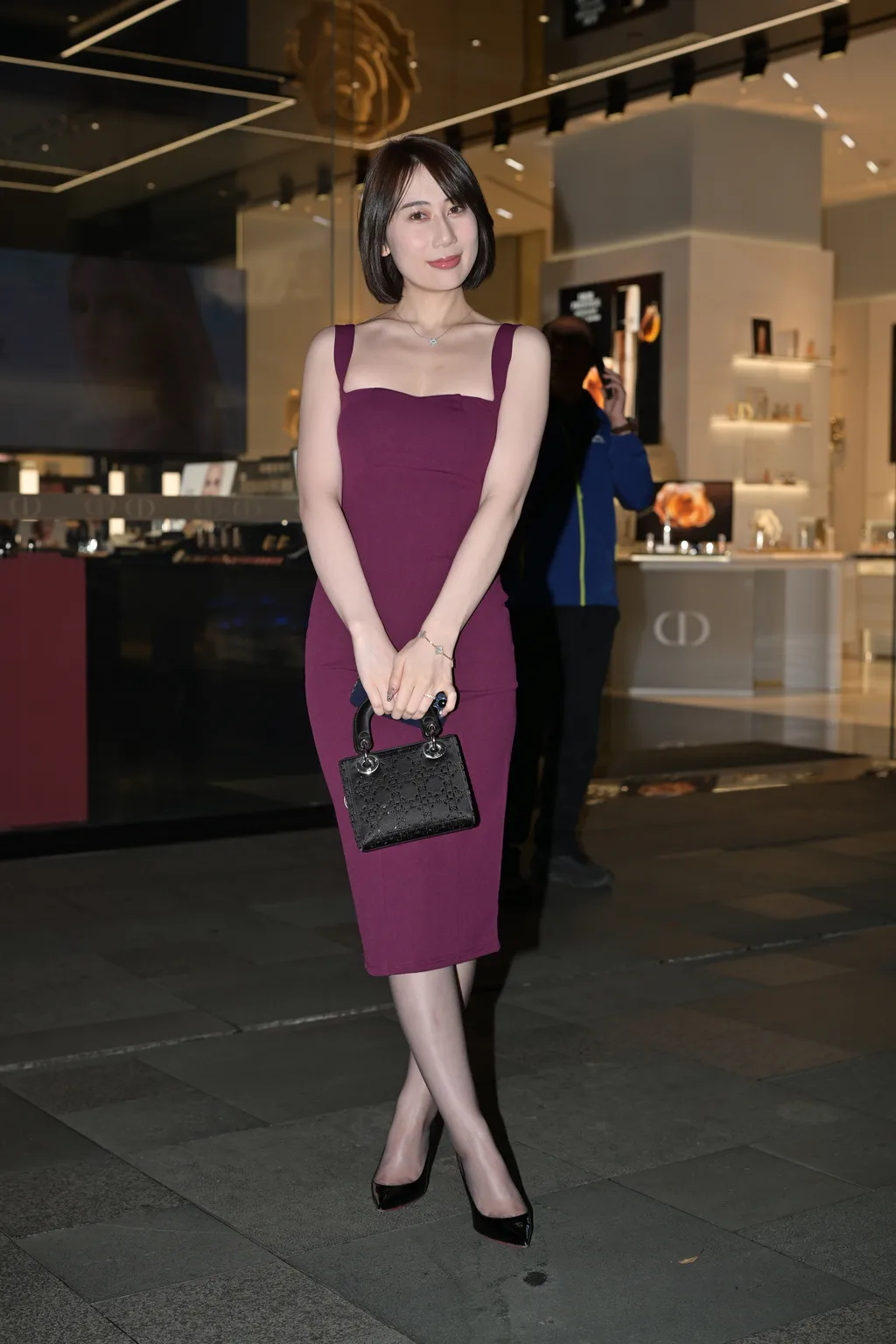 精选街拍作品 NO.6235 紫色长裙高跟镁钕[100P/204MB]插图2