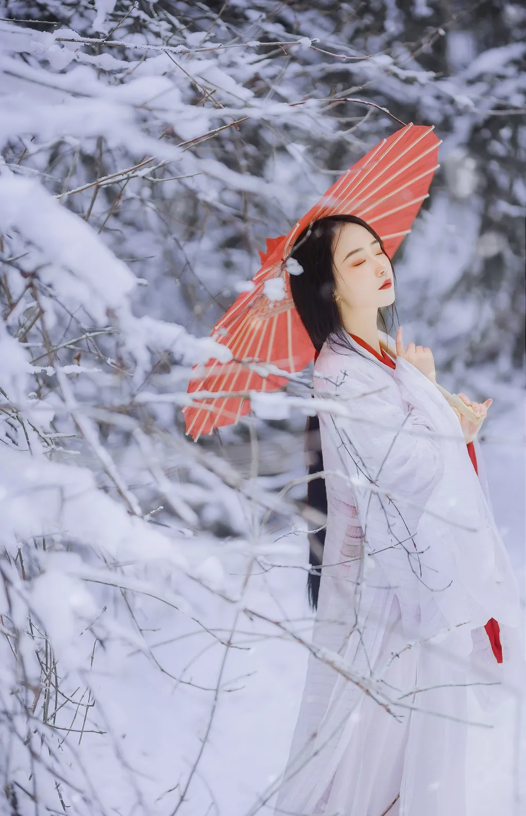 [YITUYU艺图语]2022.12.08 北国寒 灿暖暖暖[19+1P/198MB]插图2