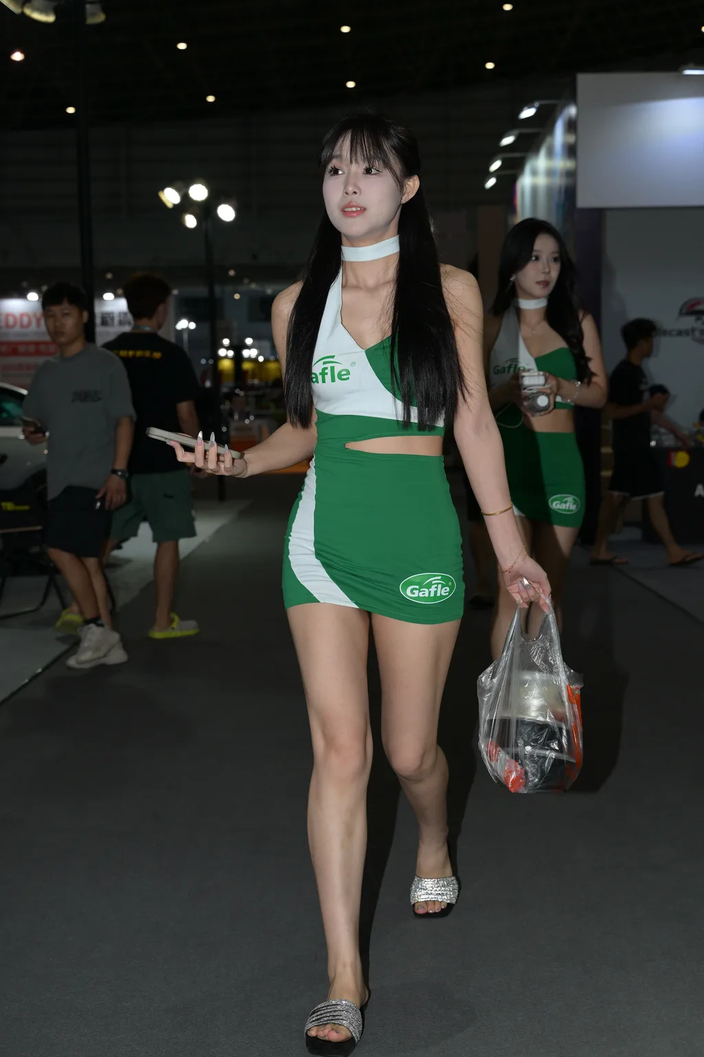 精选街拍作品 NO.6293 绿色套装裙[111P/269MB]插图2