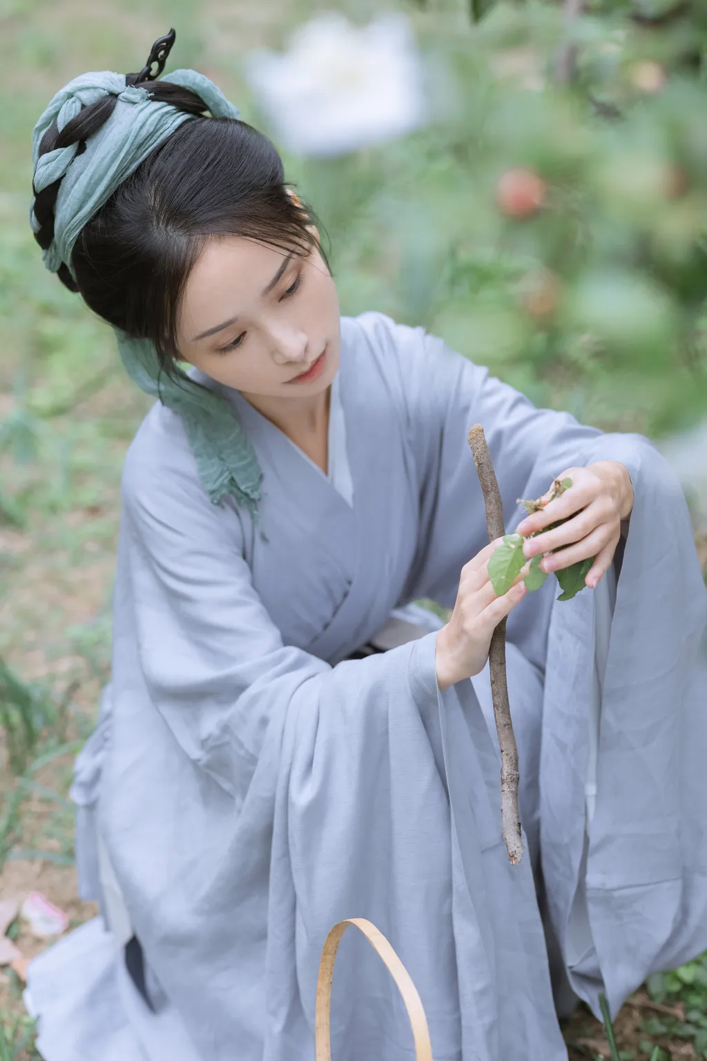 [YITUYU艺图语]2022.11.25 王宝钏挖野菜 眸小妖[28+1P/262MB]插图2