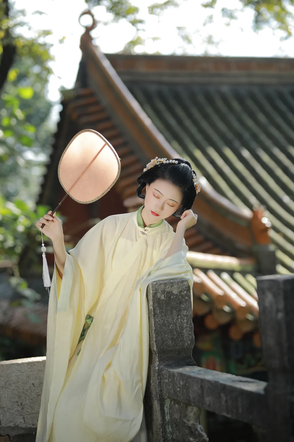 [YITUYU艺图语]2022.11.30 淡淡春山 YunFleur[39+1P/747MB]插图3