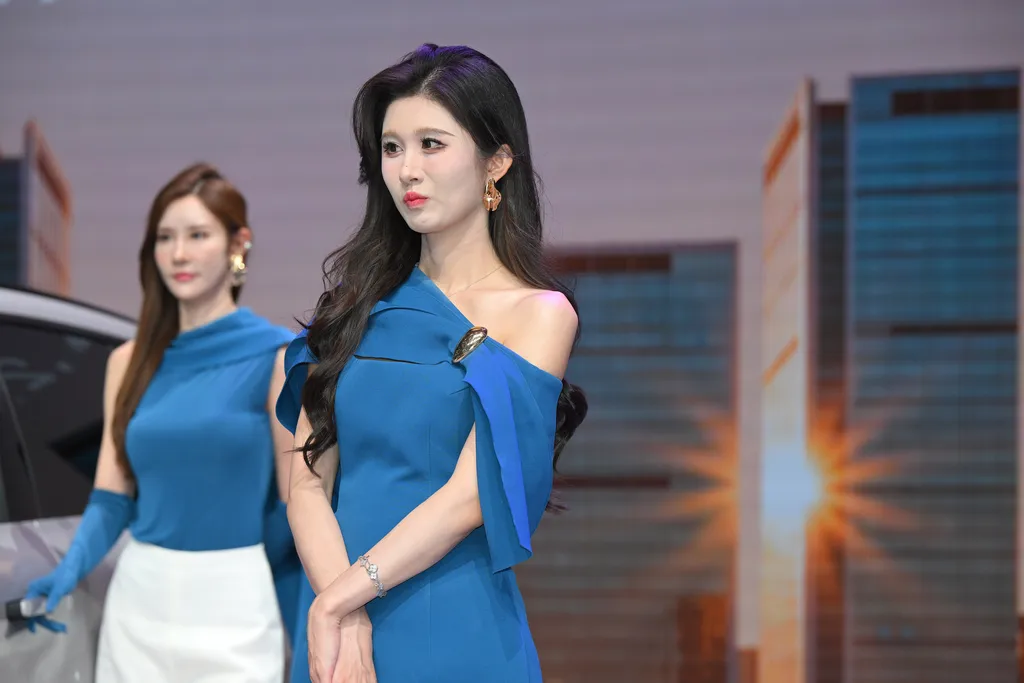 精选街拍作品 NO.6310 蓝色裙装[113P/259MB]插图3