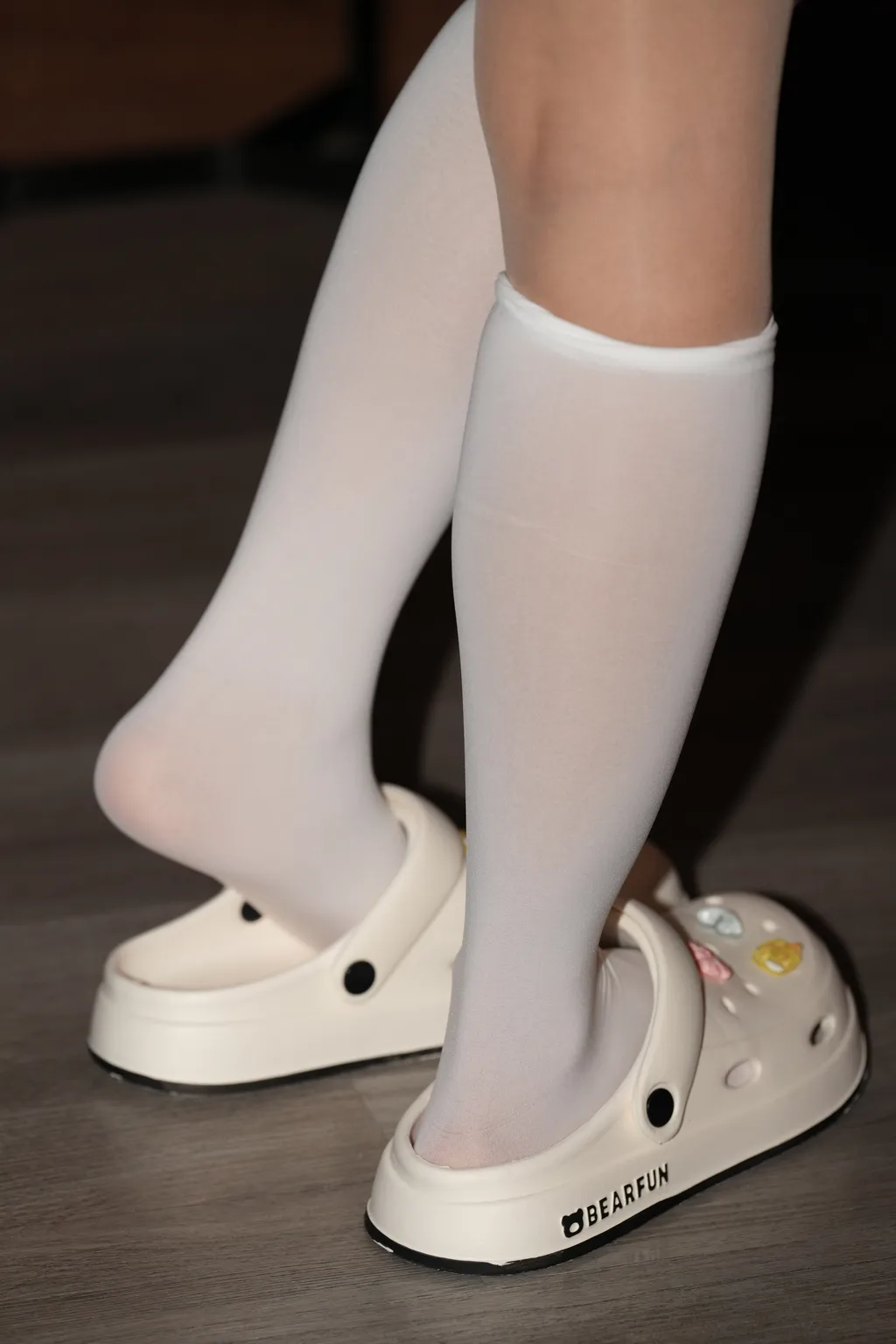 精选街拍作品 NO.6193 丝姐肉加白丝[326P/0.97GB]插图1