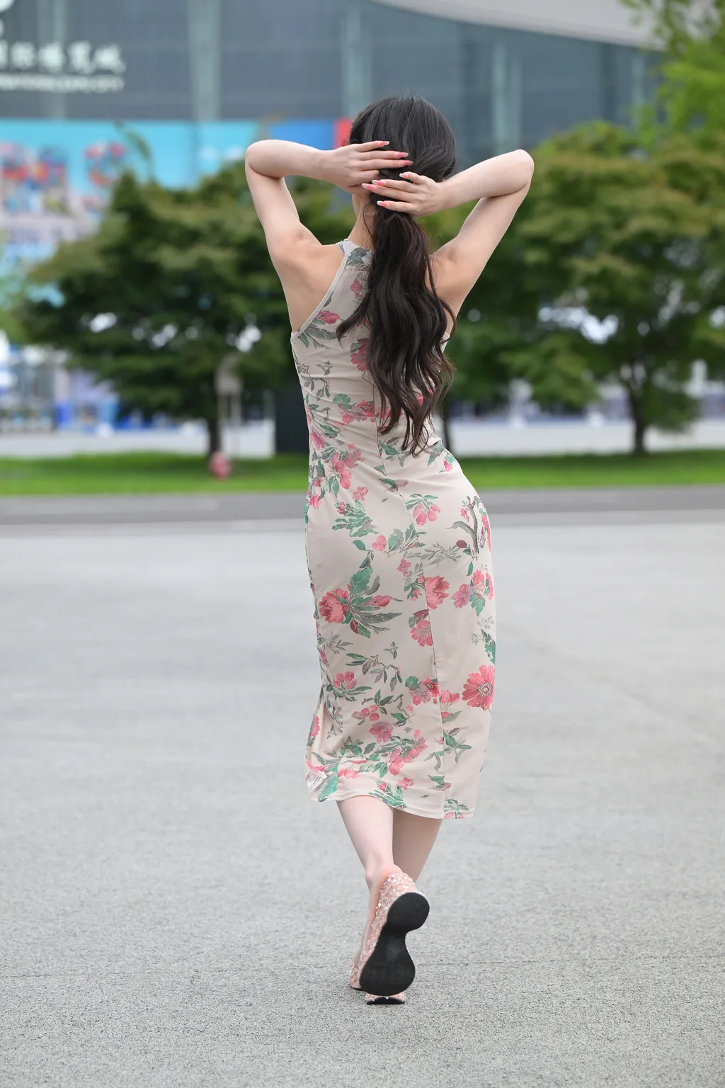 精选街拍作品 NO.6303 任绵绵镁足旗袍风[175P/487MB]插图