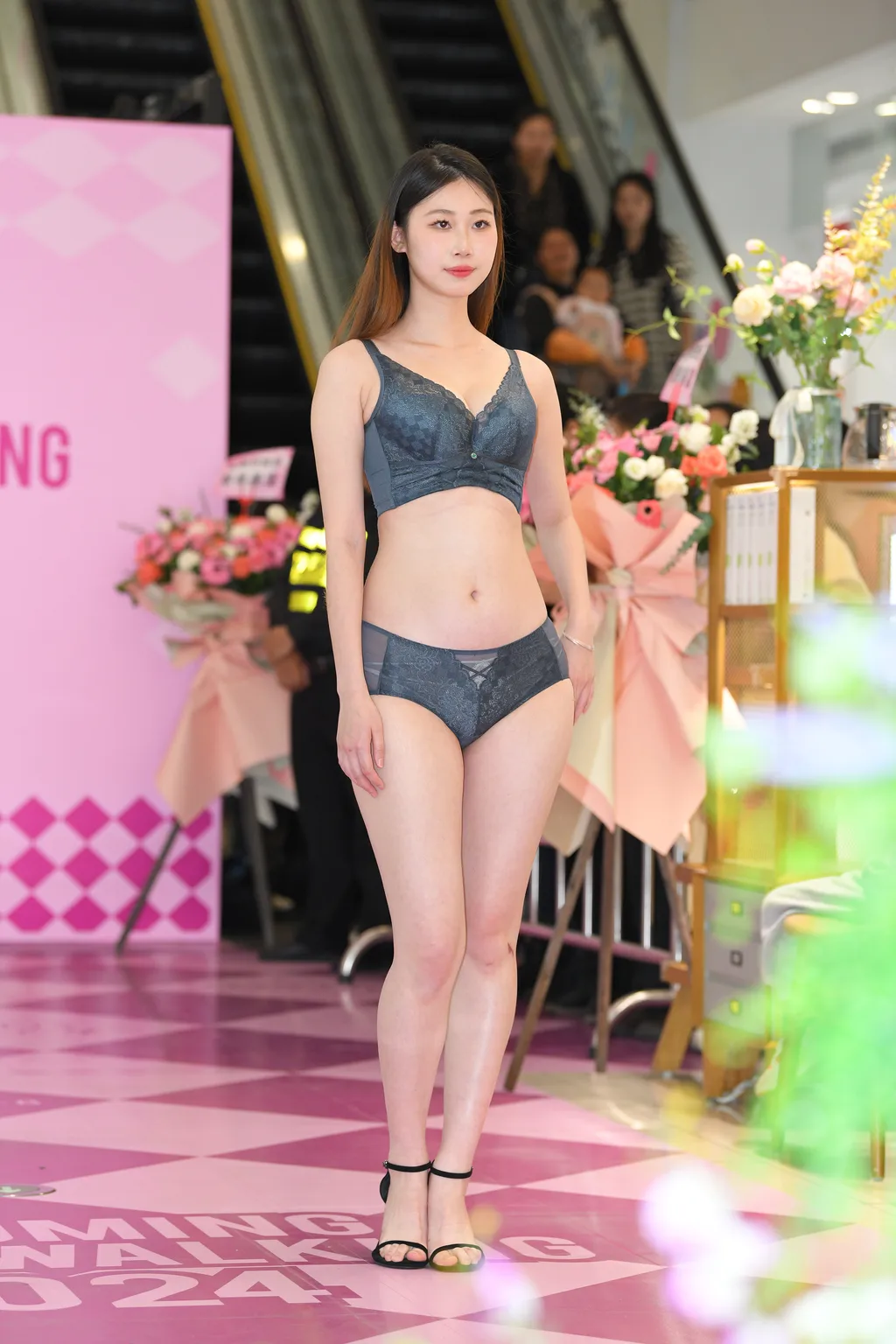 精选街拍作品 NO.6335 内一展[153P/417MB]插图