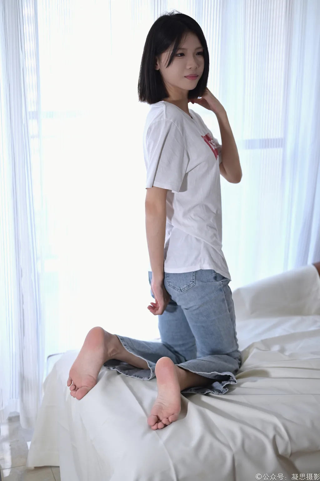 凝思摄影 NO.035 小睿-T恤、短白袜、平底鞋[145P/1V/5.48GB]插图