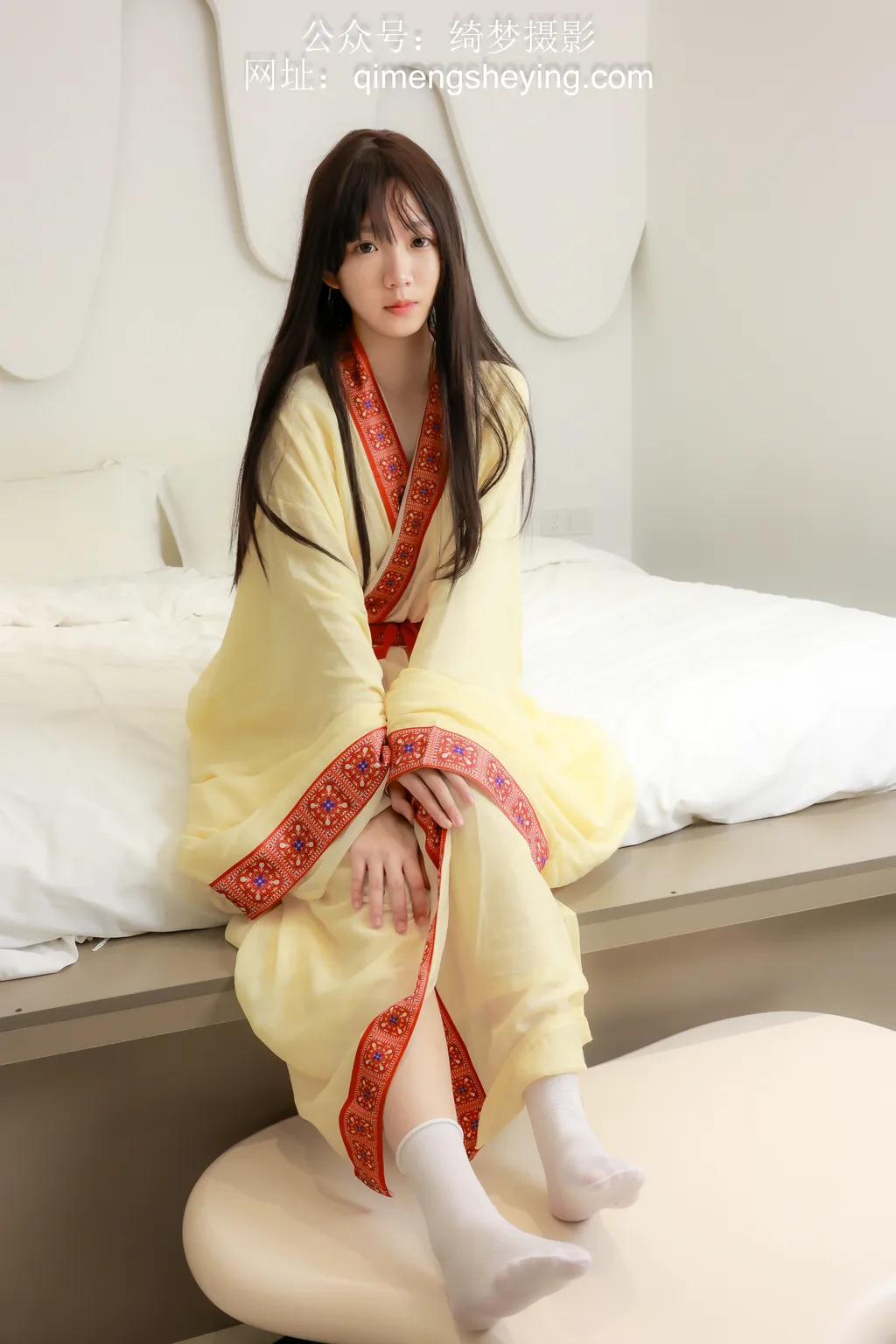 绮梦摄影 061期汉服白袜带花絮视频 [163P/1V/7.92G]插图2